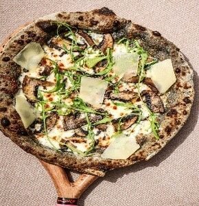 Mushroom Overdose Pizza